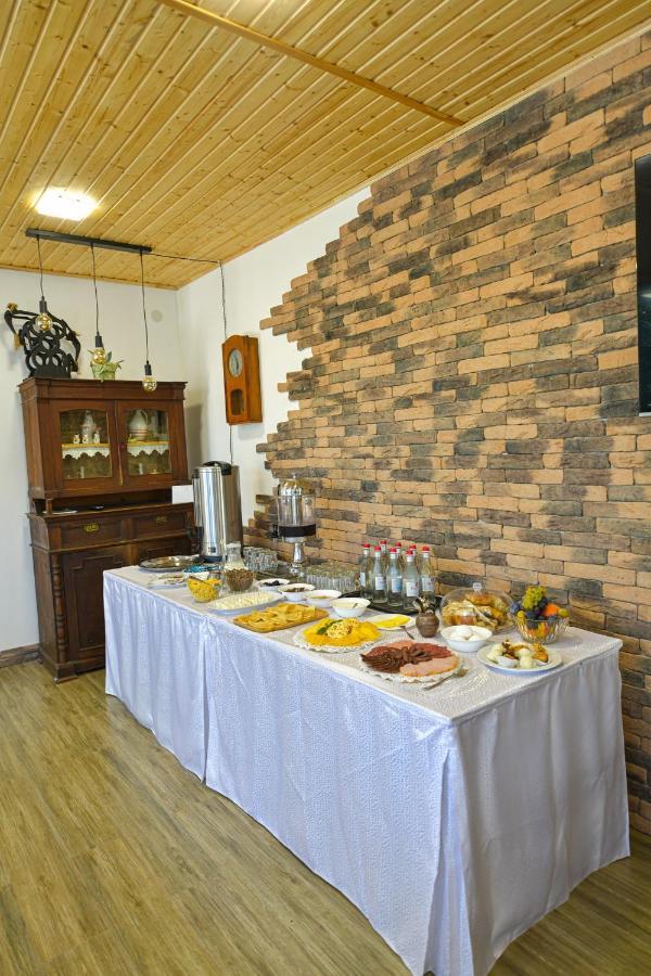 Madin Eco Hotel Debed Buitenkant foto