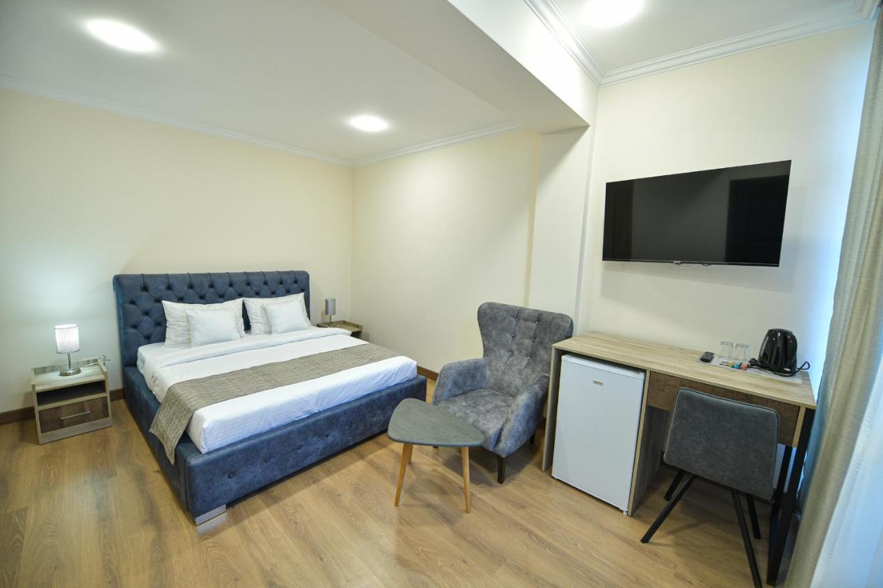 Madin Eco Hotel Debed Buitenkant foto