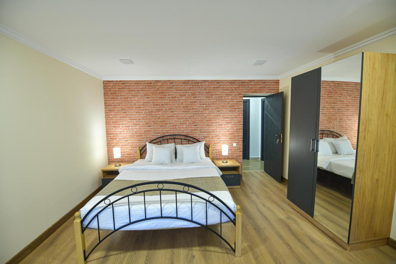 Madin Eco Hotel Debed Buitenkant foto