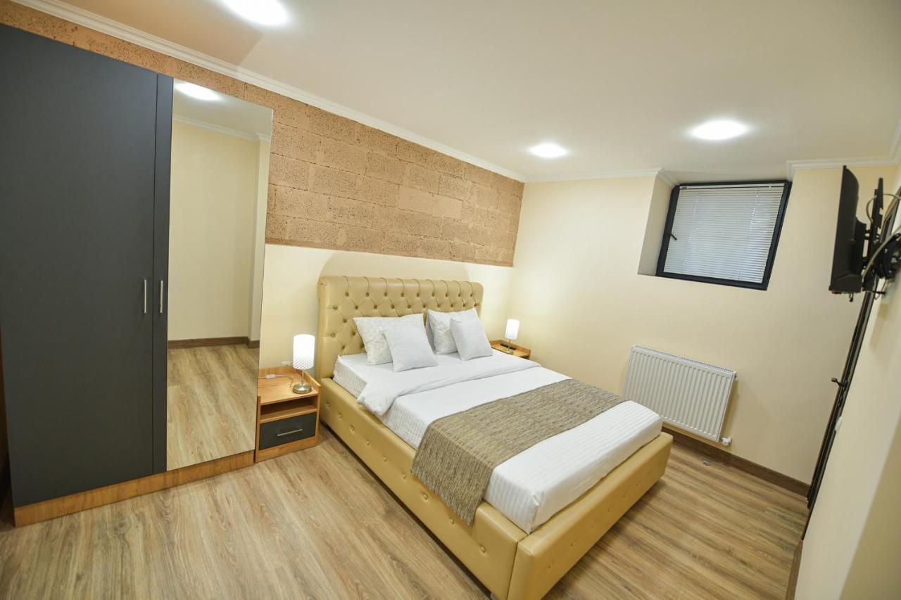 Madin Eco Hotel Debed Buitenkant foto